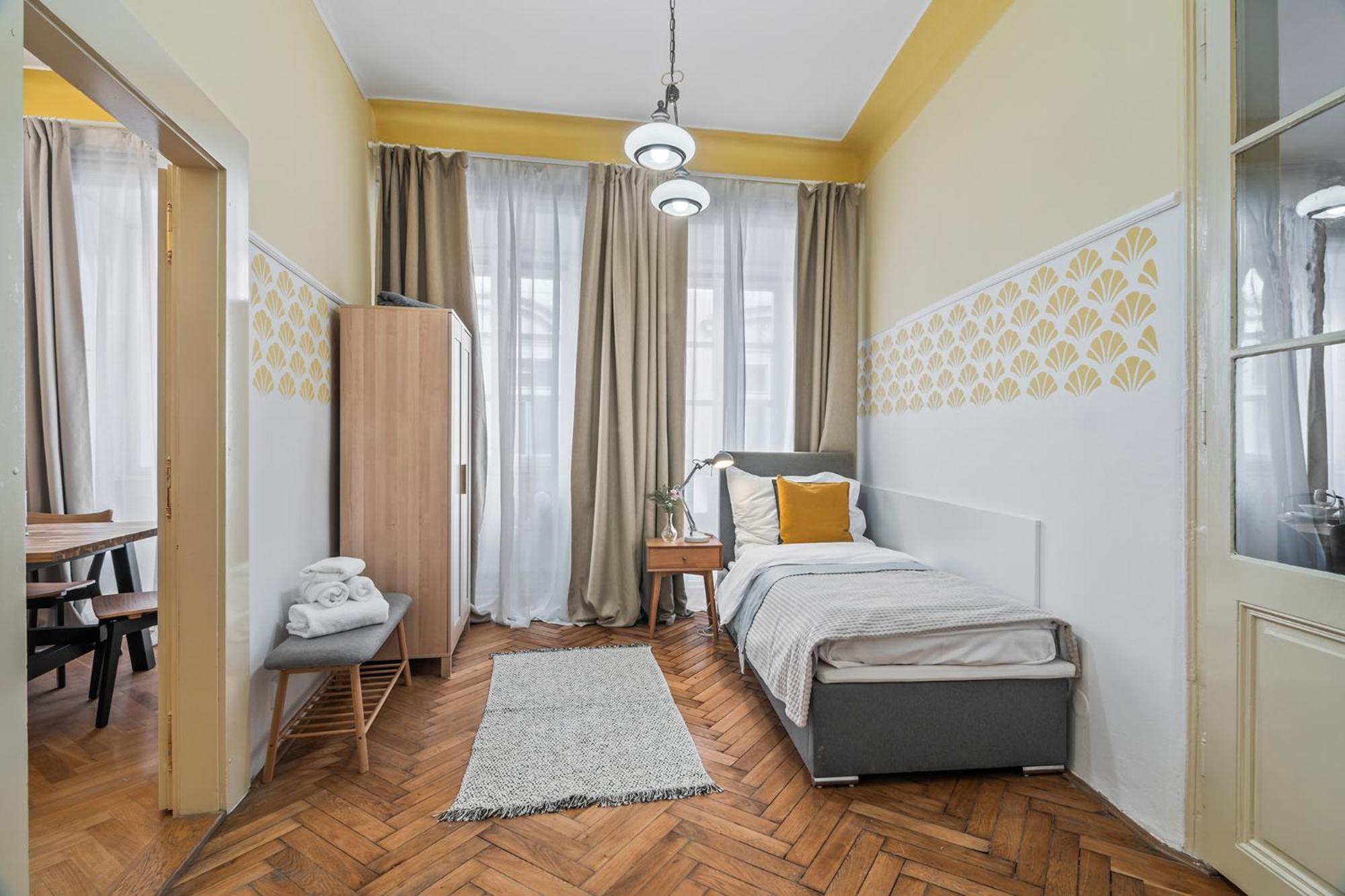 Charles Bridge Historical Apts By Michal&Friends Prague Exterior photo