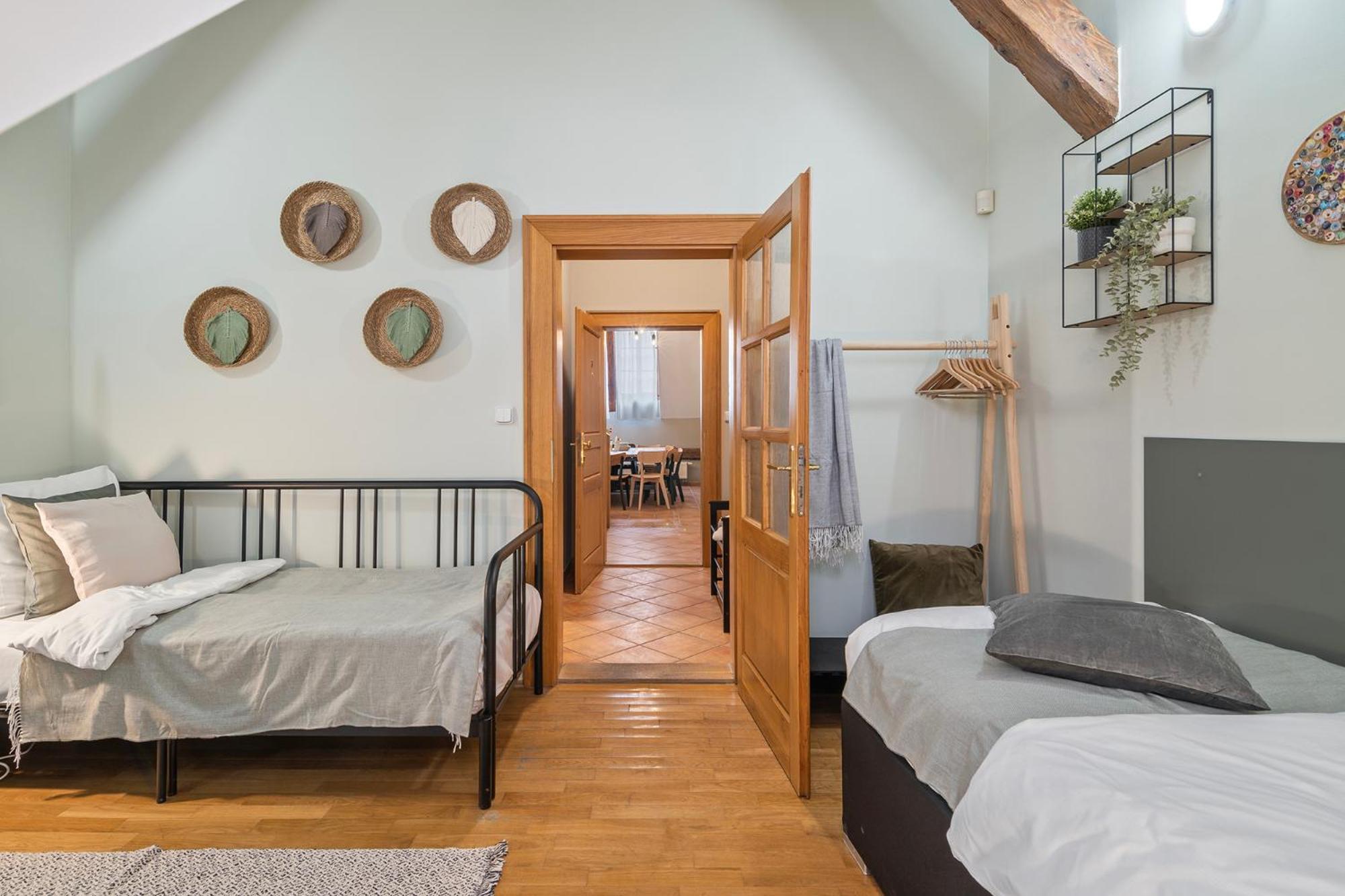Charles Bridge Historical Apts By Michal&Friends Prague Exterior photo