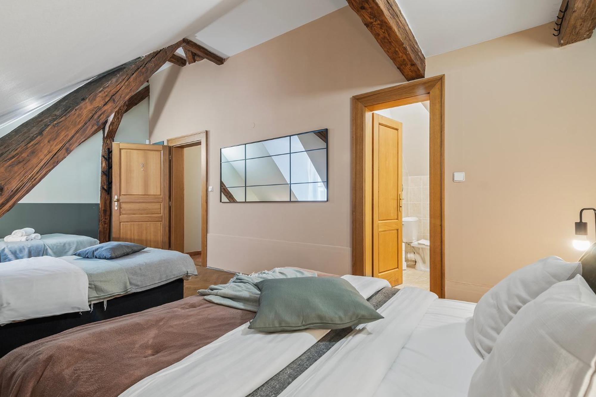 Charles Bridge Historical Apts By Michal&Friends Prague Exterior photo