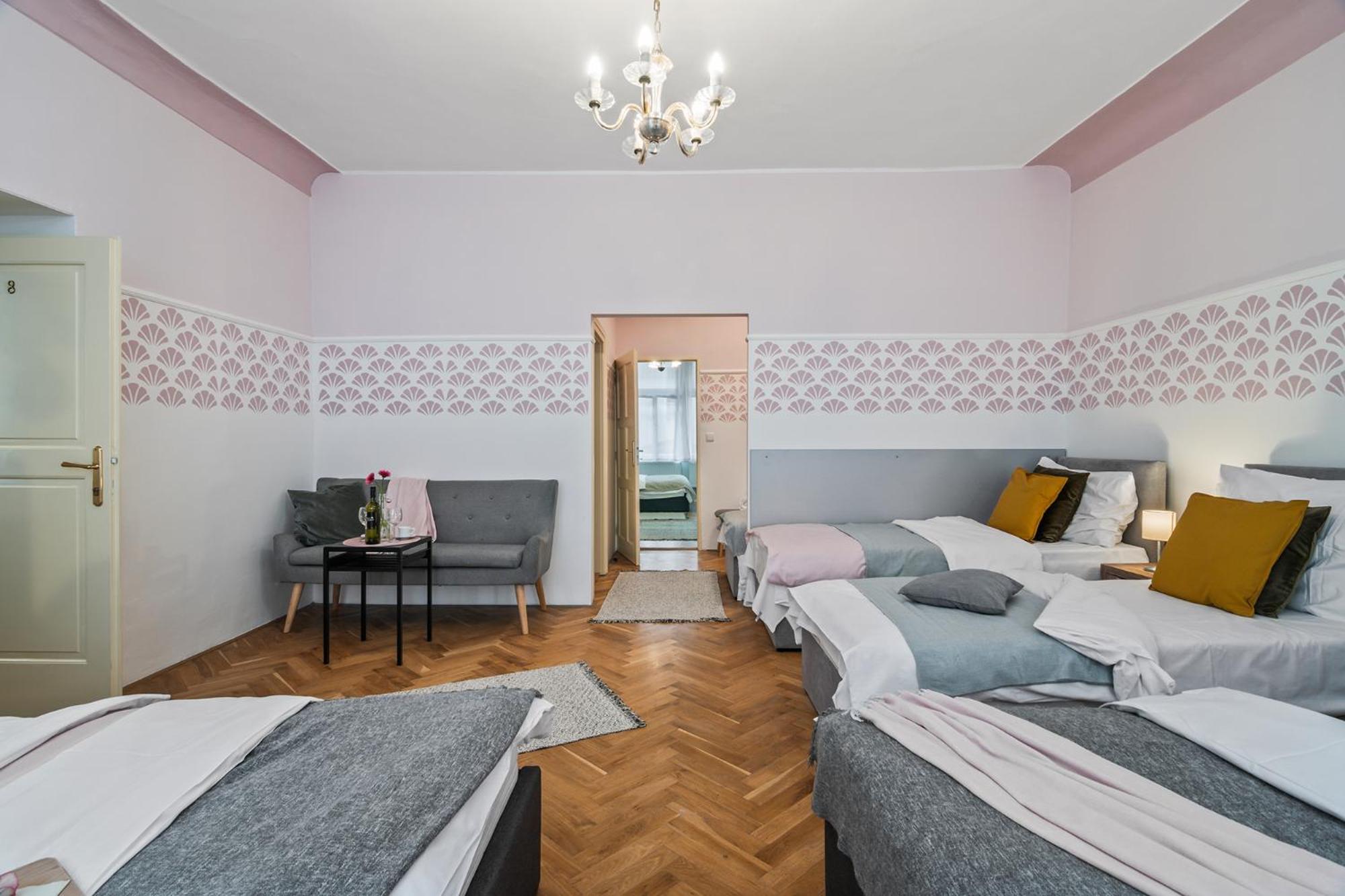 Charles Bridge Historical Apts By Michal&Friends Prague Exterior photo